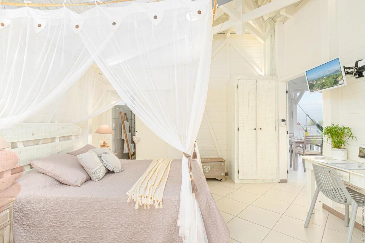 Bungalow Vanille Pacane - Vue Mer Avec Spa Prive Les Trois-Ilets Exterior foto
