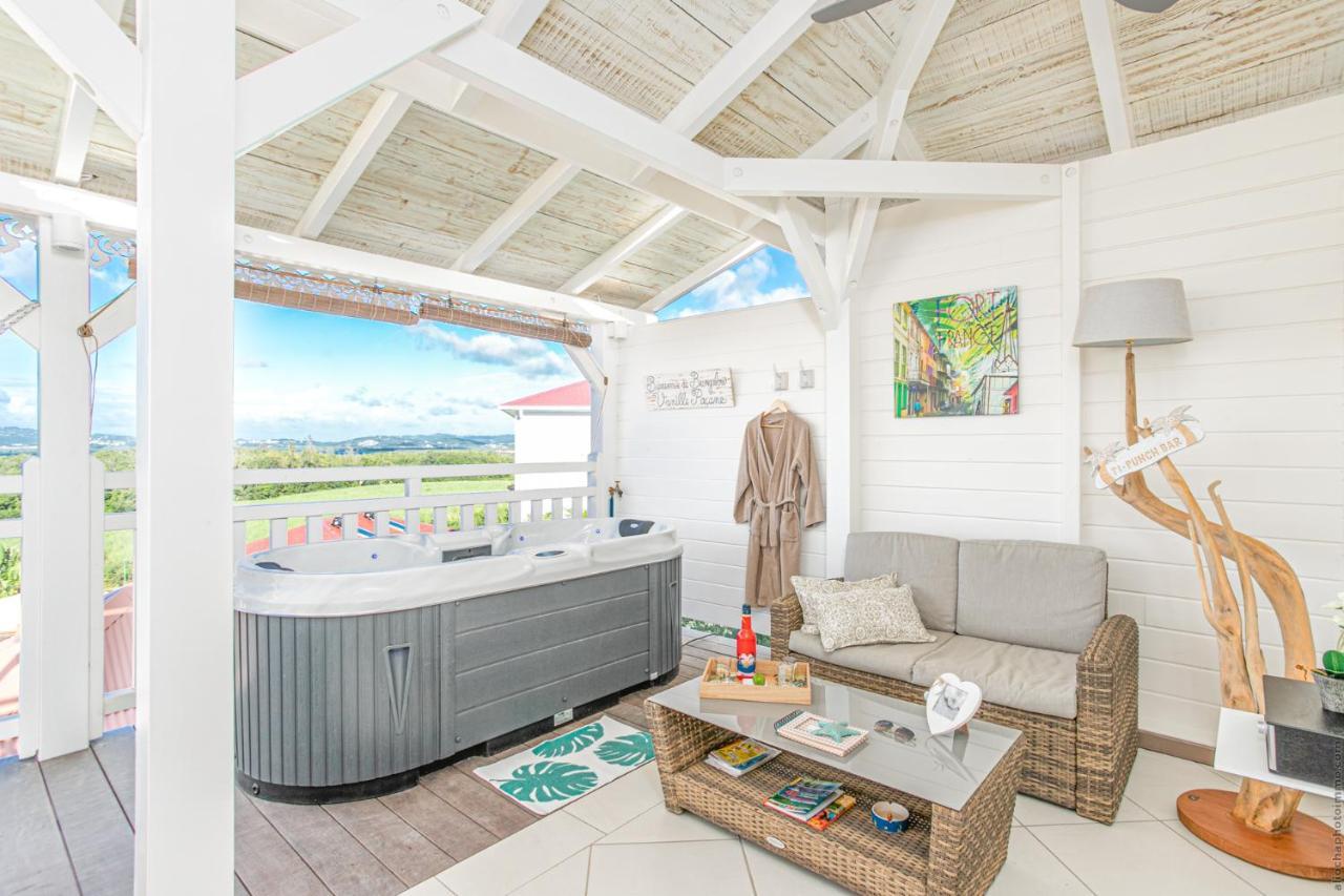 Bungalow Vanille Pacane - Vue Mer Avec Spa Prive Les Trois-Ilets Exterior foto