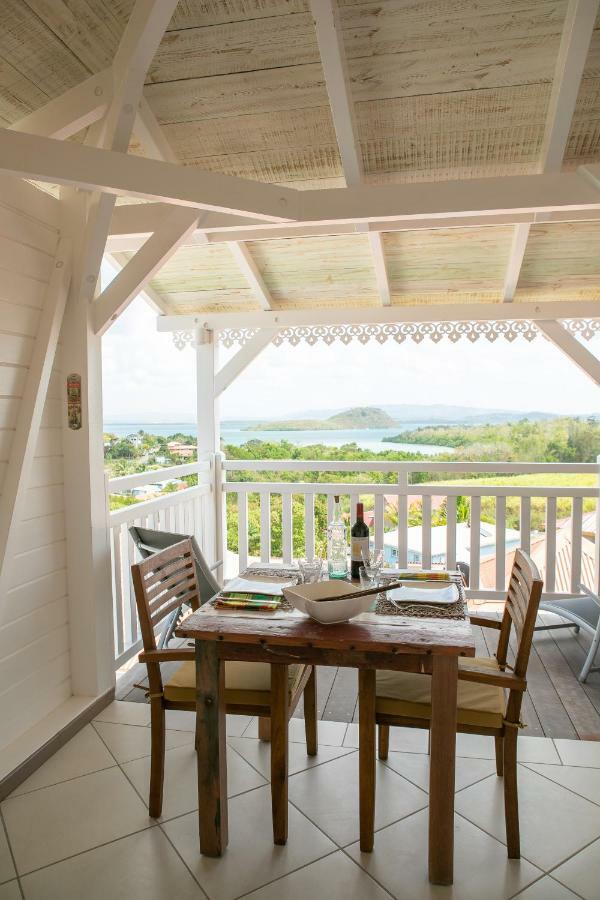 Bungalow Vanille Pacane - Vue Mer Avec Spa Prive Les Trois-Ilets Exterior foto